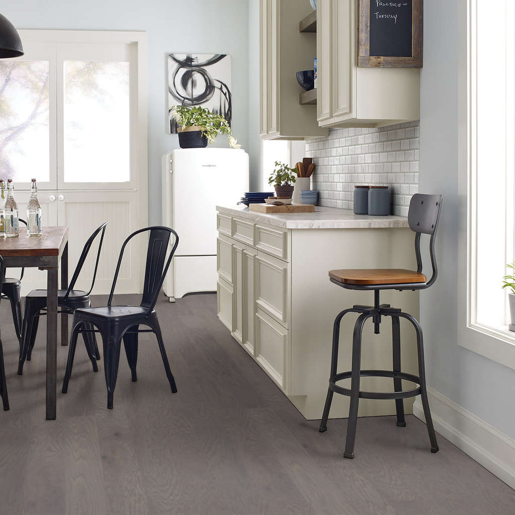 Shaw Villa 6.38" - PEBBLE ($6.39 p/sf) SW705-05078