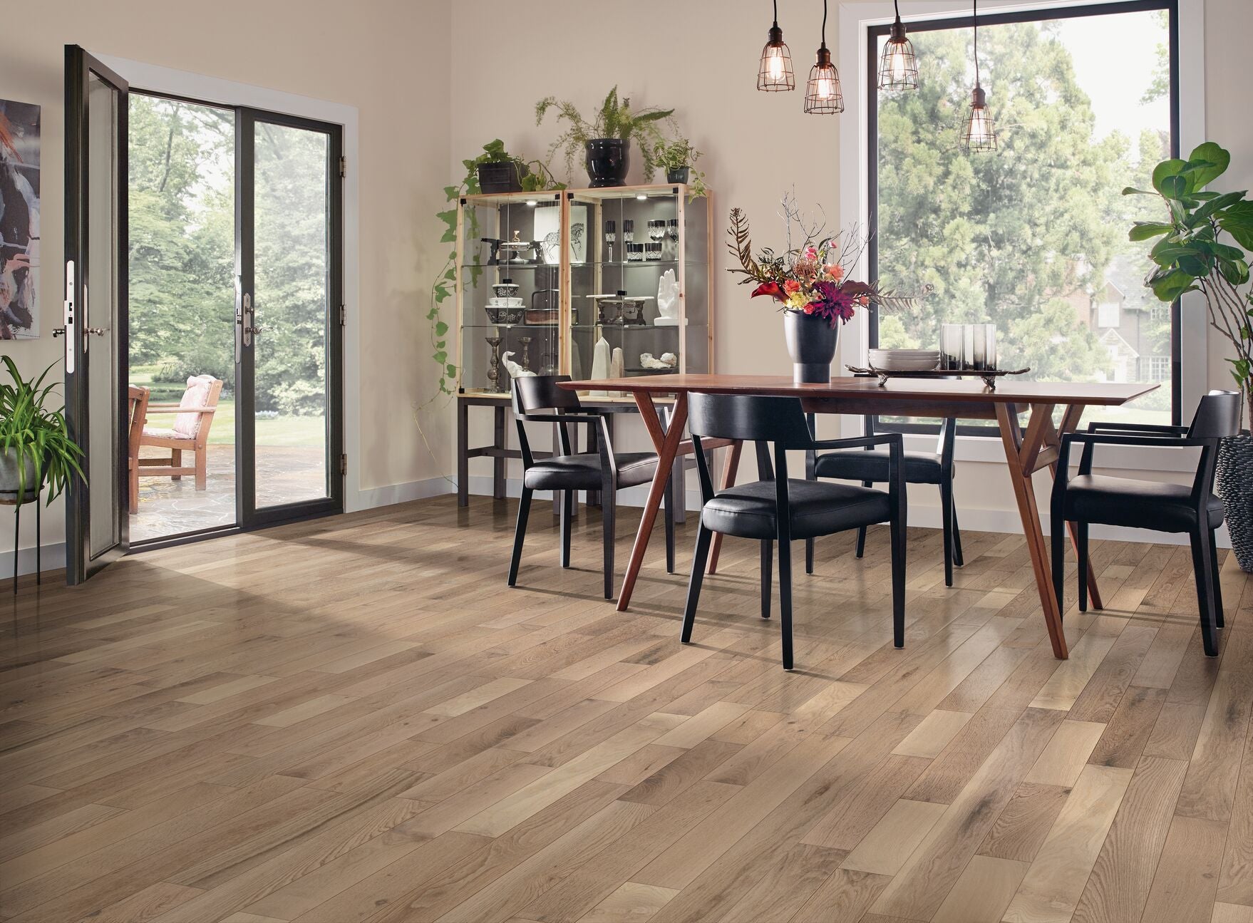 Bruce Solid Dundee - 3-1/4" Inviting Warmth LG ($12.98/sf)