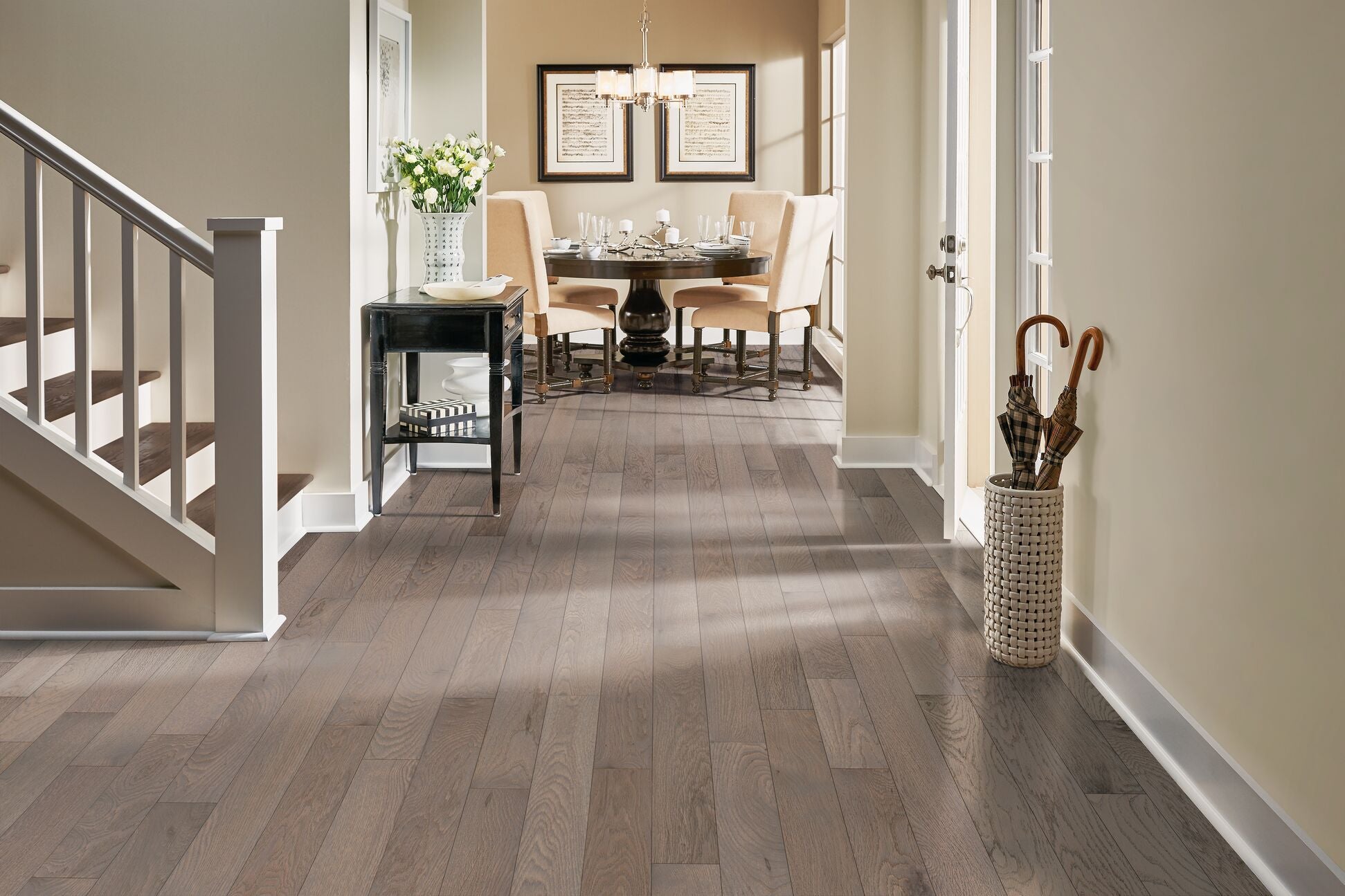 Bruce Solid Dundee - 3-1/4" First Frost LG ($12.98/sf)