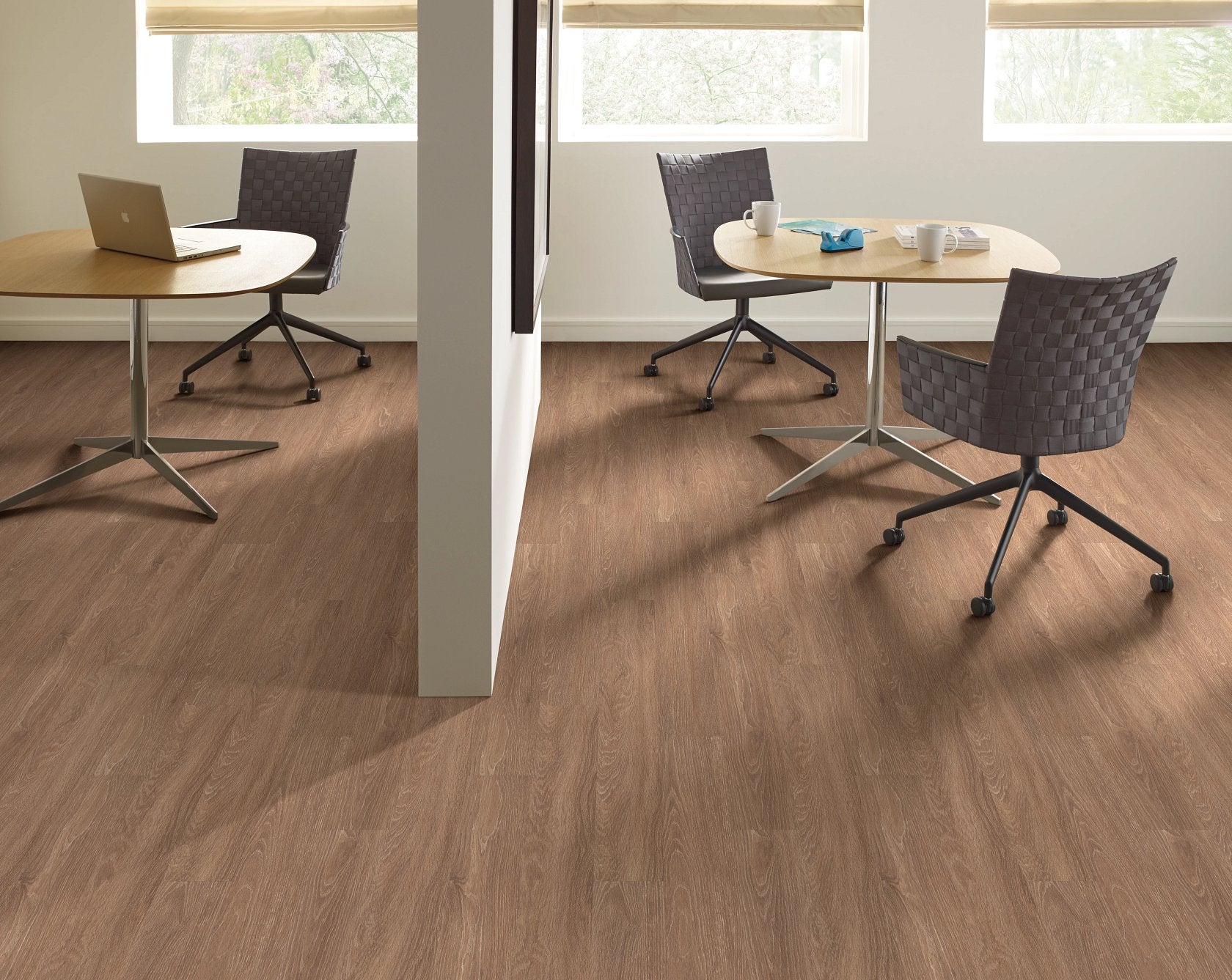 Shaw Uptown Now 30 - 6" Rush Street ($4.59 p/sf) 0462V-00684