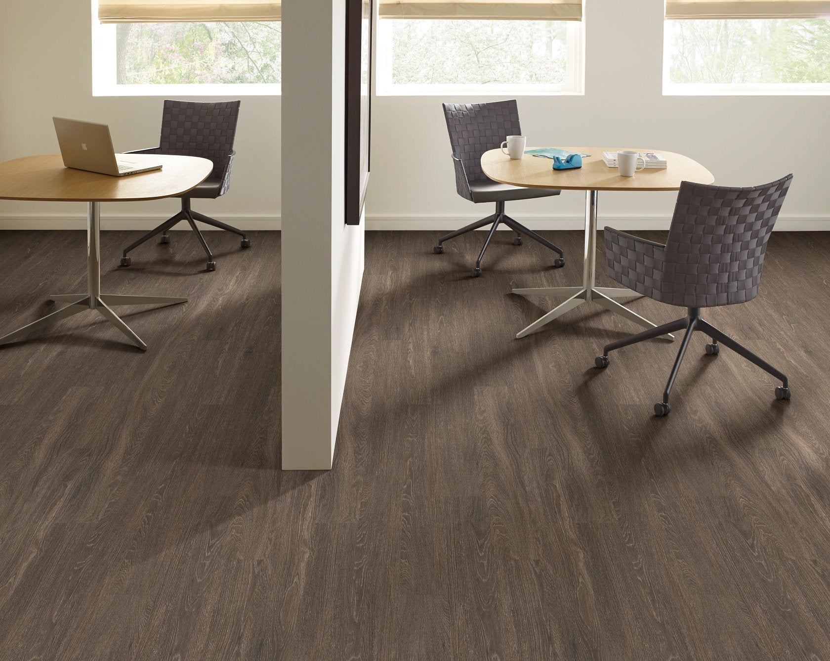 Shaw Uptown Now 30 - 6" Lakeshore Dr ($4.59 p/sf) 0462V-00774