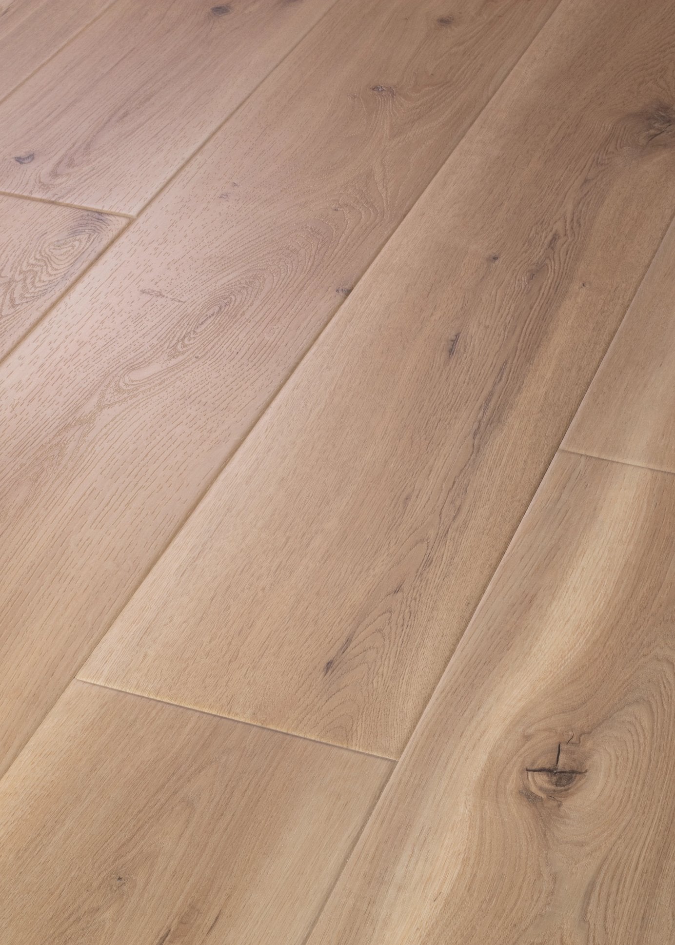 COREtec Plus Soft Step - 9" Blonde Oak ($8.79 p/sf) VV810-05026