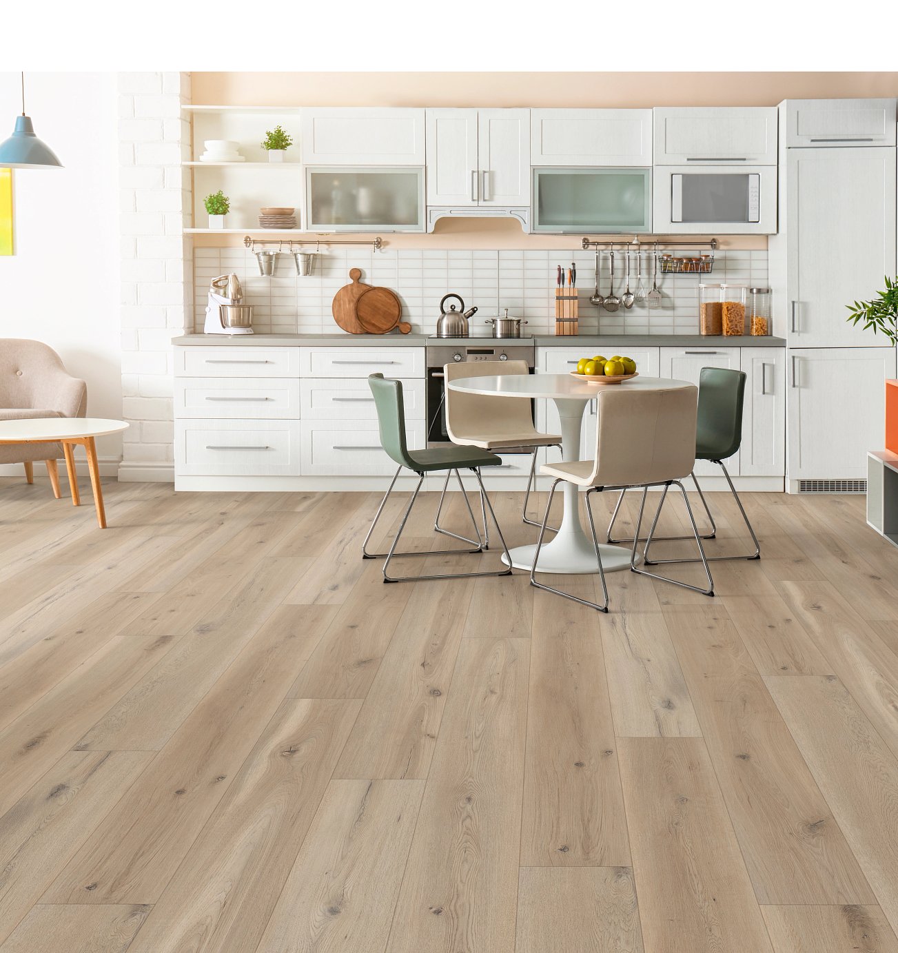 COREtec Plus Soft Step - 9" Sea Salt Oak ($8.79 p/sf) VV810-05028