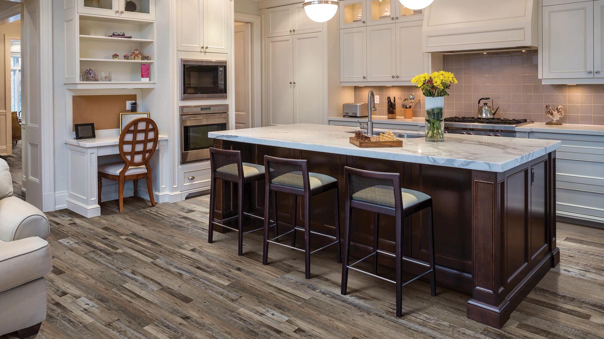 COREtec Plus Enhanced Planks - 7" Aden Oak ($6.29 p/sf) VV012-00765