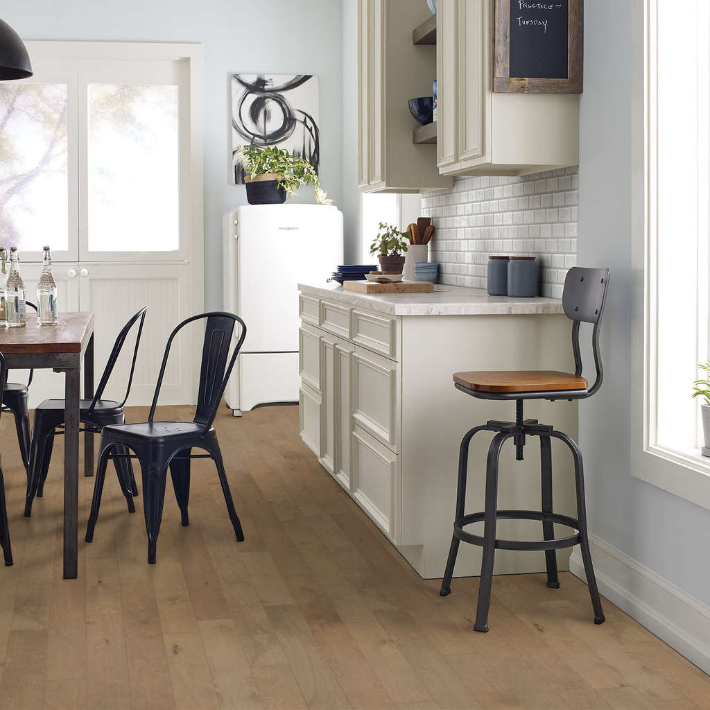 Shaw Biscayne Bay - 5" Crescent Beach ($6.89 p/sf) SW520-01023