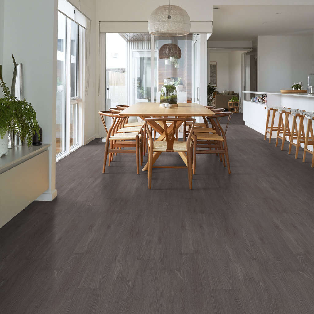 Shaw Uptown Now 30 - 6" King St ($4.69 p/sf) 0462V-00572