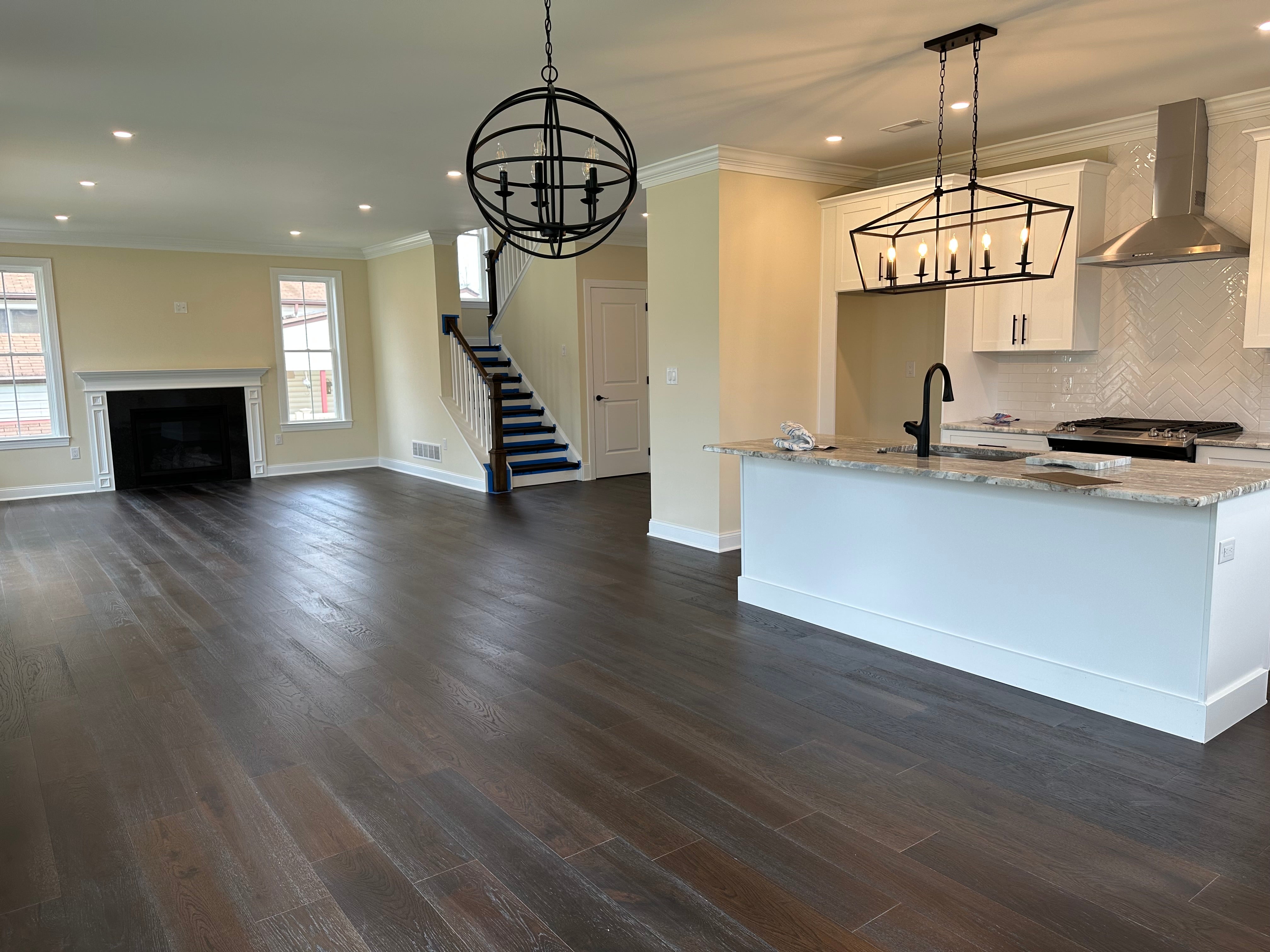 Shaw Castlewood Oak - ARROW ($10.89 p/sf) SW485-00533