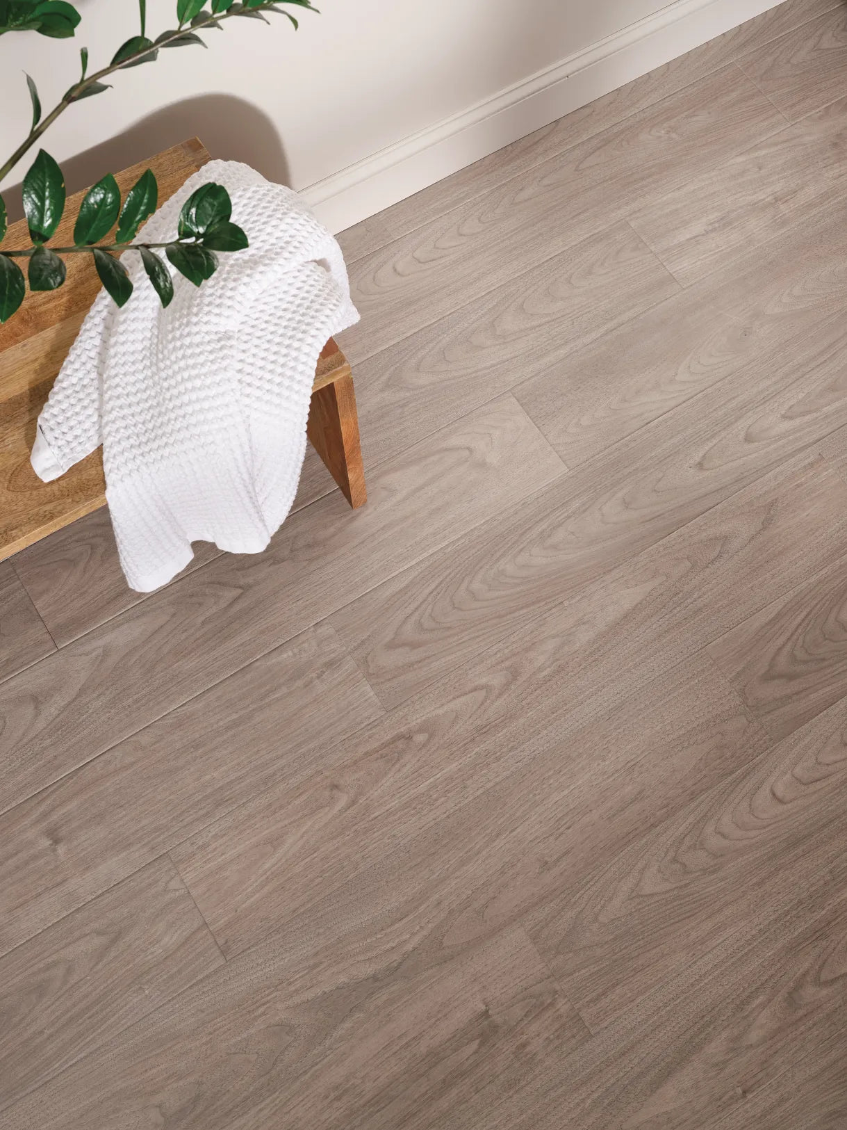 COREtec Plus Soft Step - 7" Feather Walnut ($8.79 p/sf) VV820-07020