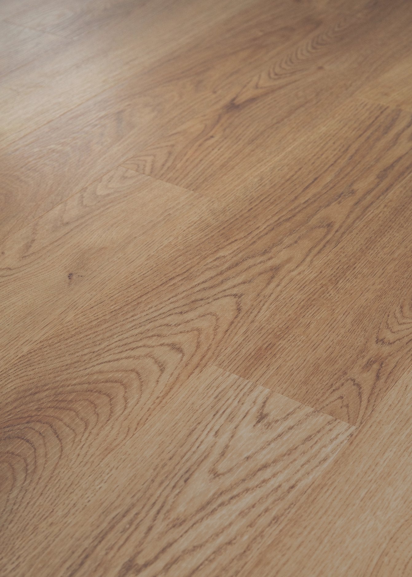 COREtec Plus - 5" Antique Oak ($6.25 p/sf) VV023-05057