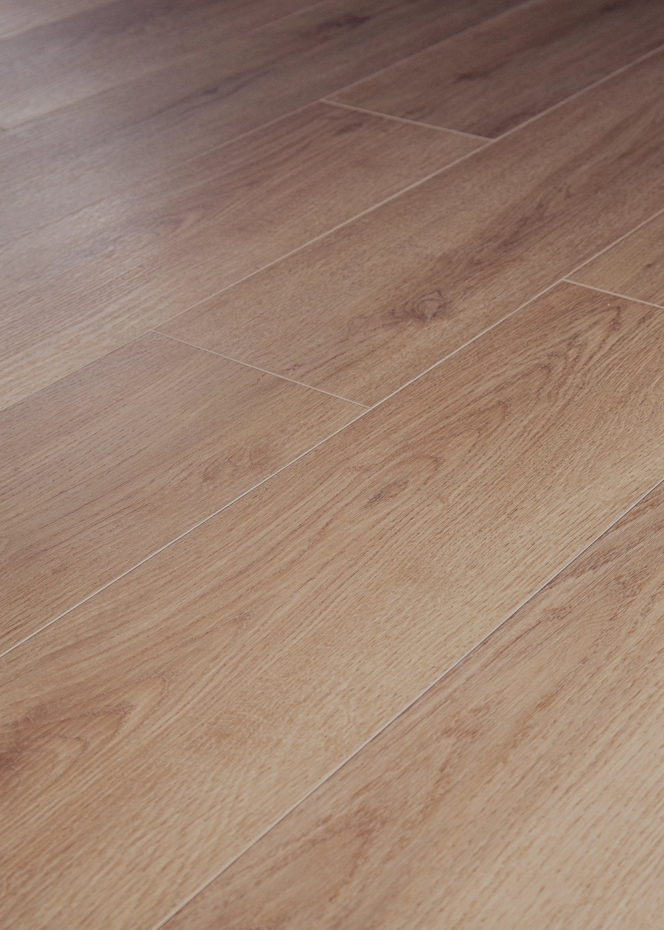 COREtec Plus Enhanced - 7" Farington Oak ($7.29 p/sf) VV855-05067