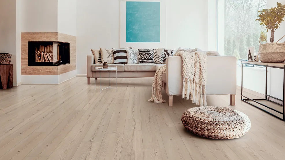 COREtec Plus Premium - 9" Vanilla Oak ($8.79 p/sf) VV457-05036