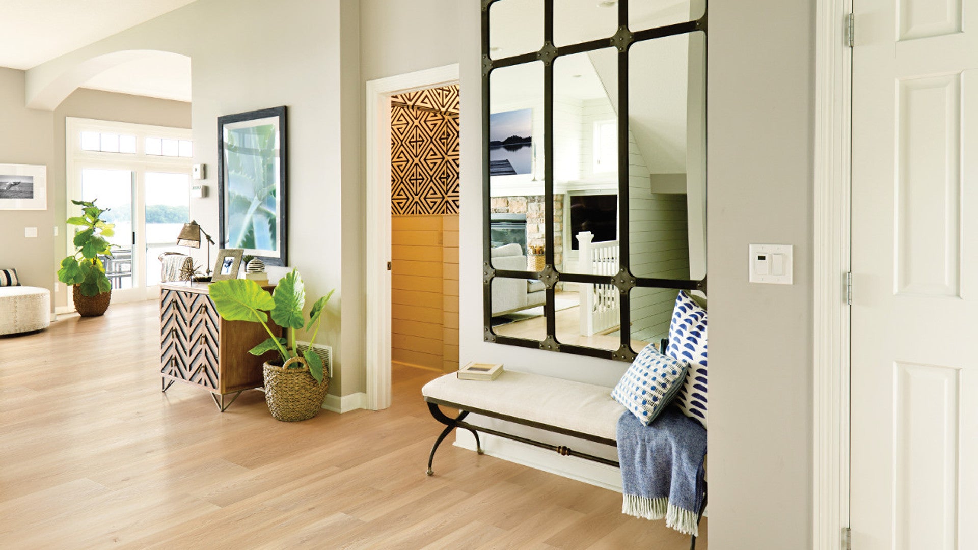 COREtec Plus Premium - 9" Cyril Oak ($8.79 p/sf) VV457-02911