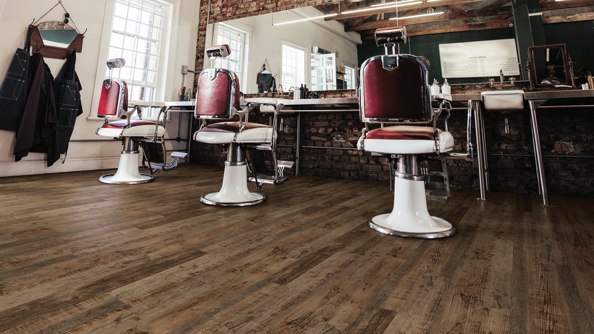 COREtec Pro Plus - 7" Duxbury Oak ($4.63 p/sf) VV017-01012