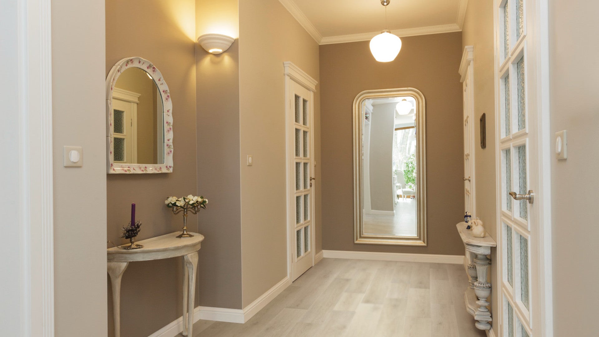 COREtec Plus Premium XL - 9" Grande Empire Oak ($9.29 p/sf) VV662-05016