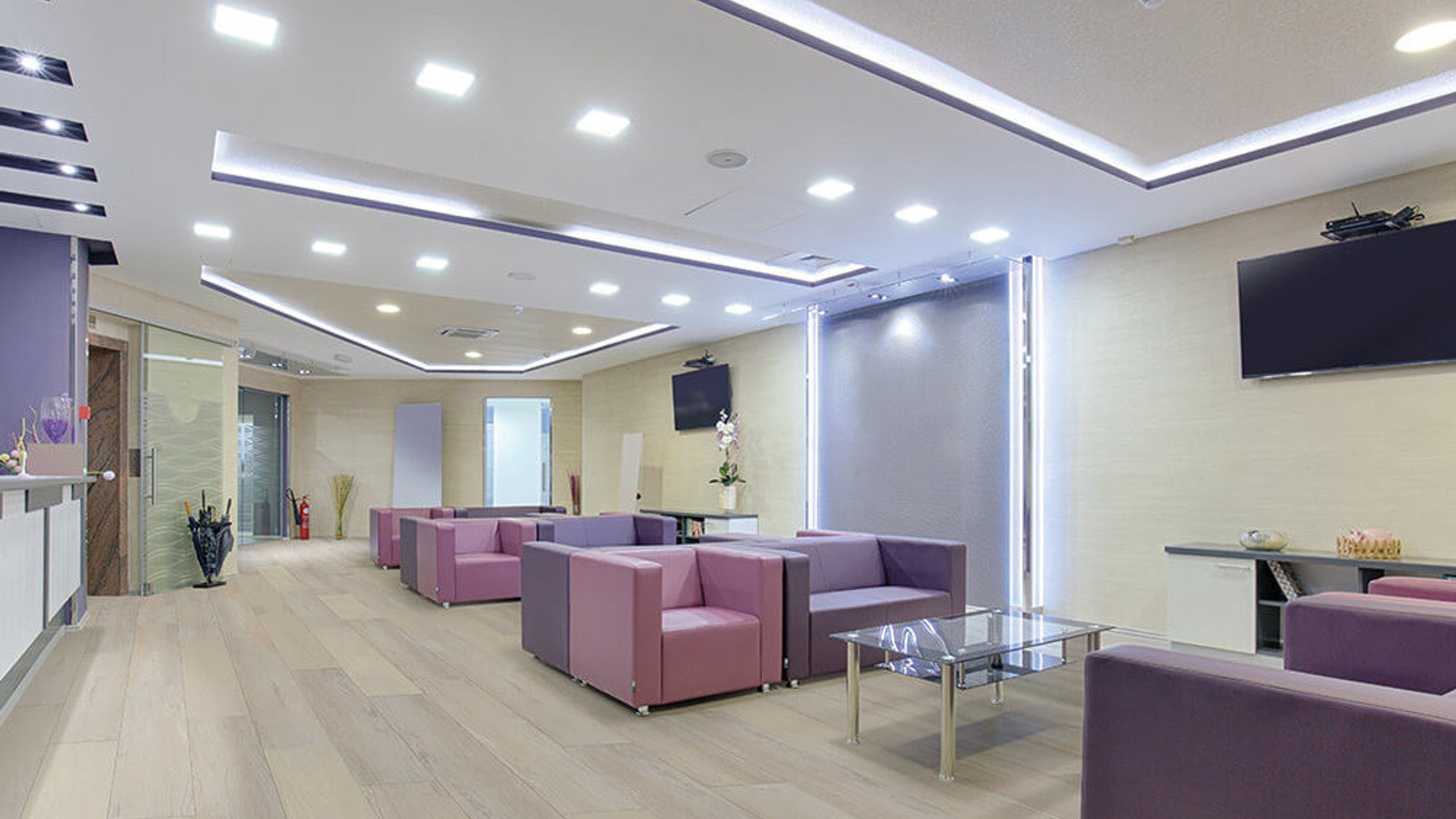 COREtec Pro Plus Enhanced - 7" Nicola Oak ($4.49 p/sf) VV492-02005