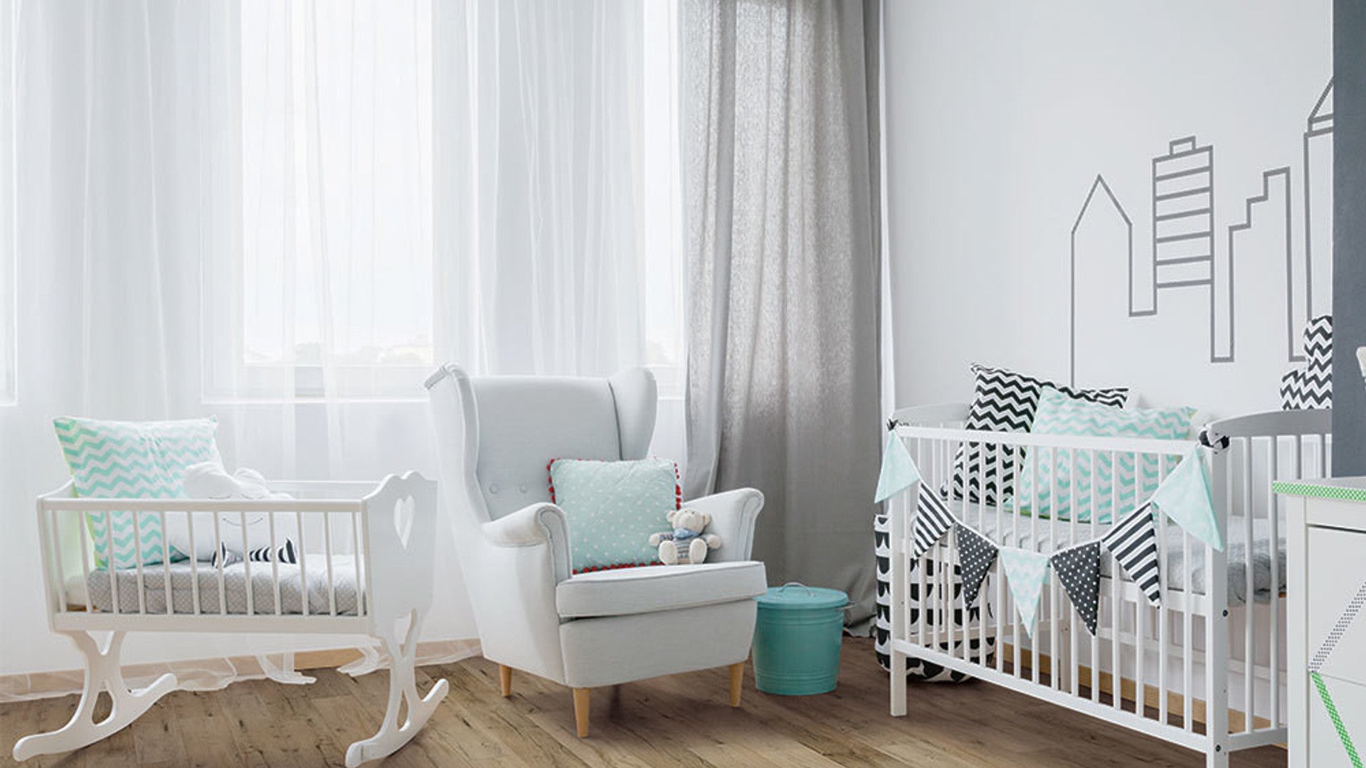 COREtec Plus Premium - 7" Valor Oak ($8.79 p/sf) VV458-02704